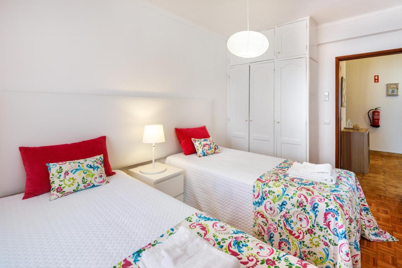 קווארטיירה Apartamento Vista Mar T2 מראה חיצוני תמונה